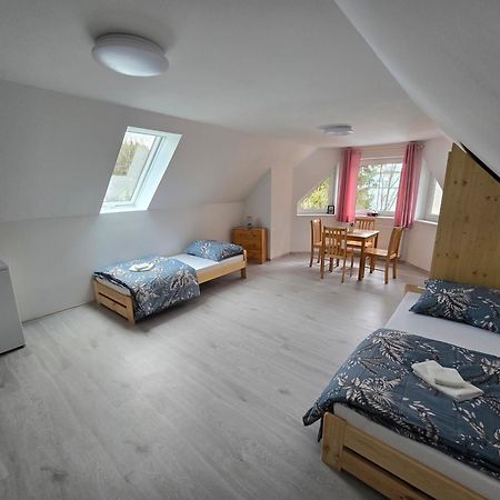 Apartmany Almond Гаррахов Экстерьер фото